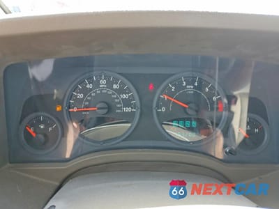 Zdjęcie 9 z 12 samochodu: 2007 JEEP COMPASS VIN:1J8FF47W17D241054 - miniatura