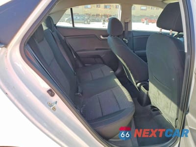 Zdjęcie 10 z 12 samochodu: 2022 KIA RIO LX VIN:3KPA24AD4NE471316 - miniatura