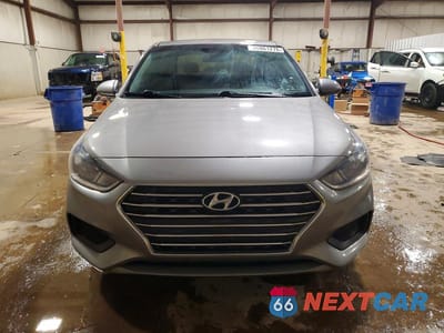 Piąte zdjęcie samochodu w środku: 2021 HYUNDAI ACCENT SE VIN:3KPC24A63ME146925 - miniatura