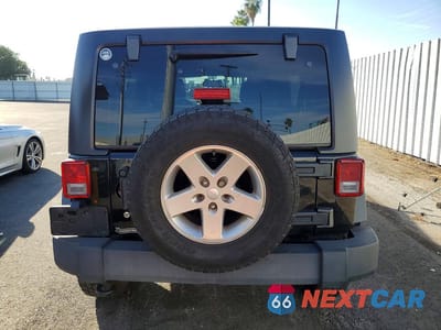 Zdjęcie 6 z 13 samochodu: 2014 JEEP WRANGLER UNLIMITED SPORT VIN:1C4BJWDGXEL270214 - miniatura