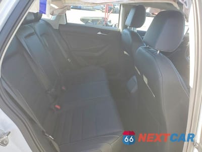 Zdjęcie 10 z 12 samochodu: 2022 VOLKSWAGEN JETTA SE VIN:3VW7M7BU4NM033256 - miniatura