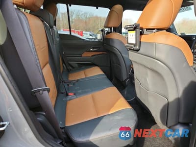 Zdjęcie 11 z 13 samochodu: 2024 LEXUS GX 550 LUXURY+ VIN:JTJVBCDX4R5027210 - miniatura