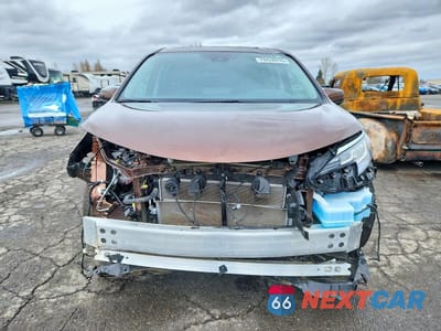 Piąte zdjęcie samochodu w środku: 2023 TOYOTA SIENNA XLE 7-PASSENGER VIN:5TDYSKFC6PS082902 - miniatura