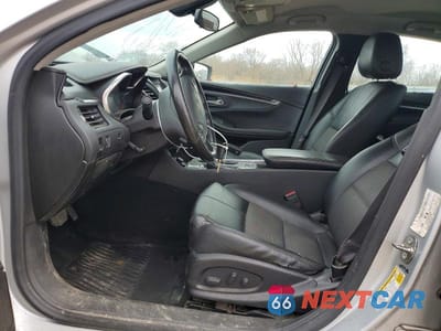 Zdjęcie 7 z 12 samochodu: 2017 CHEVROLET IMPALA LT VIN:2G1105S34H9178934 - miniatura