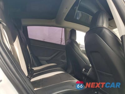 Zdjęcie 10 z 12 samochodu: 2022 TESLA MODEL 3 VIN:5YJ3E1EA6NF109819 - miniatura