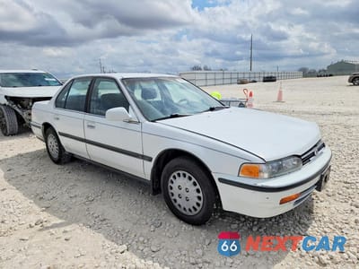 Czwarte zdjęcie samochodu z boku: 1992 HONDA ACCORD LX VIN:1HGCB7655NA027085 - miniatura
