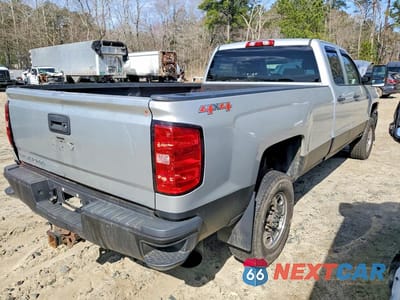 Trzecie zdjęcie samochodu z tyłu: 2016 CHEVROLET SILVERADO K3500 VIN:1GC5KYC86GZ166948 - miniatura