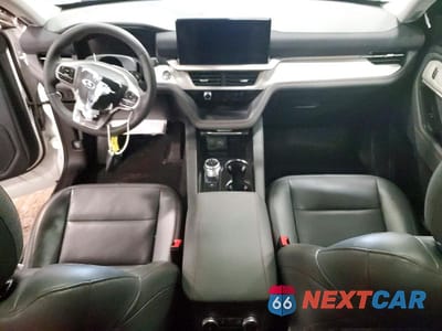 Zdjęcie 8 z 12 samochodu: 2025 FORD EXPLORER ACTIVE VIN:1FMUK8DH0SGB27346 - miniatura