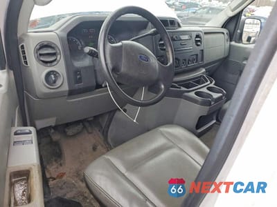 Zdjęcie 8 z 12 samochodu: 2009 FORD ECONOLINE E250 VAN VIN:1FTNE24W19DA12777 - miniatura