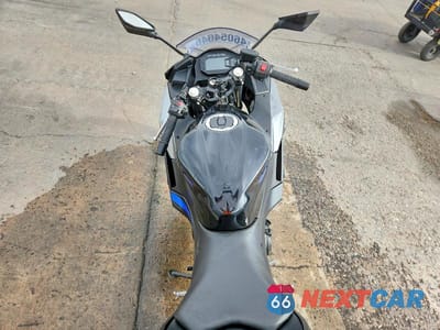 Zdjęcie 6 z 8 samochodu: 2025 KAWASAKI EX500 VIN:ML5EXGG13SDA68018 - miniatura