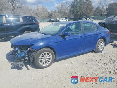 2025 TOYOTA CAMRY LE 4T1DAACK8SU021431 - główne zdjęcie licytacji z USA - miniatura