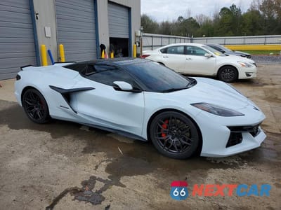 Czwarte zdjęcie samochodu z boku: 2024 CHEVROLET CORVETTE Z06 3LZ VIN:1G1YF3D34R5600343 - miniatura