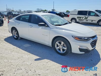 Czwarte zdjęcie samochodu z boku: 2023 CHEVROLET MALIBU LS VIN:1G1ZC5STXPF155853 - miniatura