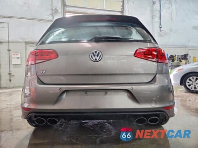 Zdjęcie 6 z 11 samochodu: 2016 VOLKSWAGEN GOLF R VIN:WVWUF7AU5GW284355 - miniatura