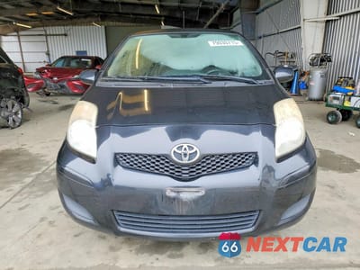 Piąte zdjęcie samochodu w środku: 2009 TOYOTA YARIS BASE VIN:JTDKT903895275419 - miniatura