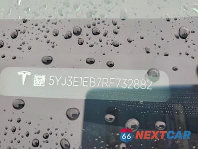 Zdjęcie 12 z 12 samochodu: 2024 TESLA MODEL 3 VIN:5YJ3E1EB7RF732882 - miniatura