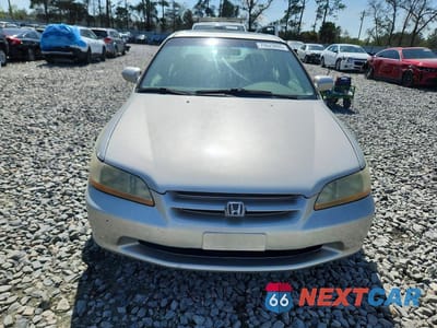 Piąte zdjęcie samochodu w środku: 1998 HONDA ACCORD EX VIN:1HGCG5654WA067228 - miniatura