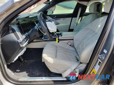 Zdjęcie 7 z 12 samochodu: 2023 BMW I7 XDRIVE60 VIN:WBY53EJ04PCM75327 - miniatura