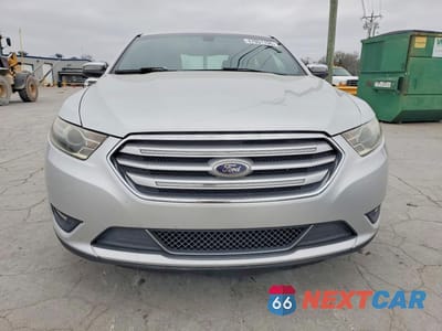 Piąte zdjęcie samochodu w środku: 2015 FORD TAURUS LIMITED VIN:1FAHP2F86FG102626 - miniatura