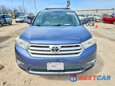 Piąte zdjęcie samochodu w środku: 2012 TOYOTA HIGHLANDER LIMITED VIN:5TDDK3EH2CS103238 - miniatura