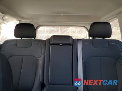 Zdjęcie 10 z 13 samochodu: 2023 JEEP GRAND CHEROKEE LAREDO VIN:1C4RJHAG6P8910357 - miniatura
