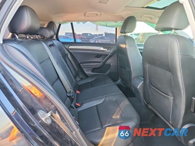 Zdjęcie 10 z 14 samochodu: 2021 VOLKSWAGEN GOLF VIN:3VWG57AUXMM006365 - miniatura