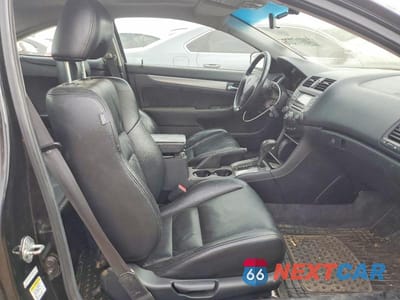 Zdjęcie 10 z 12 samochodu: 2006 HONDA ACCORD EX VIN:1HGCM72626A003241 - miniatura