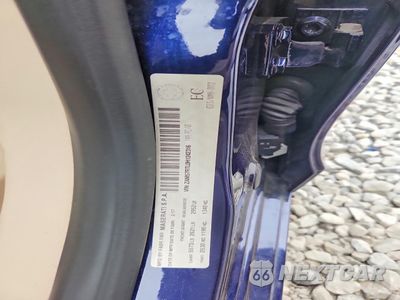 Zdjęcie 12 z 13 samochodu: 2017 MASERATI GHIBLI S VIN:ZAM57RTL0H1242316 - miniatura