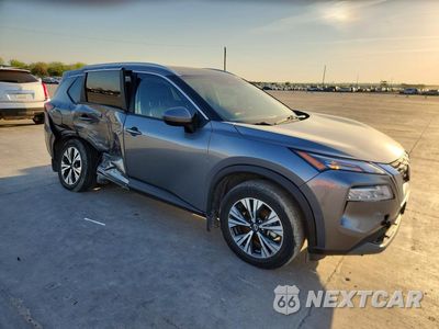 Czwarte zdjęcie samochodu z boku: 2023 NISSAN ROGUE SV VIN:5N1BT3BA6PC810146 - miniatura