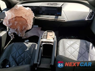 Zdjęcie 8 z 14 samochodu: 2023 BMW IX M60 VIN:WB533CF08PCM92388 - miniatura