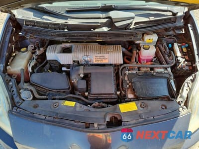 Zdjęcie 11 z 12 samochodu: 2011 TOYOTA PRIUS THREE VIN:JTDKN3DU9B0284143 - miniatura