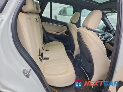 Zdjęcie 11 z 12 samochodu: 2019 BMW X1 SDRIVE28I VIN:WBXHU7C54K3H45803 - miniatura