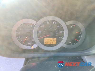 Zdjęcie 9 z 14 samochodu: 2008 TOYOTA RAV4 BASE VIN:JTMBD33V986080249 - miniatura
