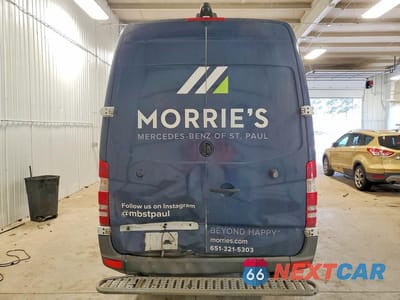 Zdjęcie 6 z 12 samochodu: 2017 MERCEDES BENZ SPRINTER 2500 DELIVERY VAN VIN:WD3PE7CD2HP575222 - miniatura