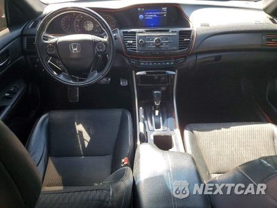 Zdjęcie 8 z 12 samochodu: 2017 HONDA ACCORD SPORT VIN:1HGCR2F57HA122105 - miniatura