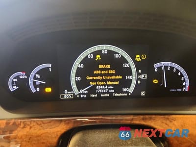 Zdjęcie 9 z 11 samochodu: 2010 MERCEDES-BENZ S 550 4MATIC VIN:WDDNG8GBXAA312755 - miniatura