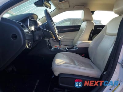Zdjęcie 7 z 12 samochodu: 2022 CHRYSLER 300 TOURING L VIN:2C3CCASG2NH236967 - miniatura