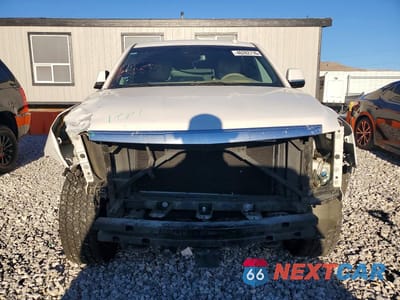 Piąte zdjęcie samochodu w środku: 2019 CADILLAC ESCALADE ESV PLATINUM VIN:1GYS4KKJ6KR157958 - miniatura