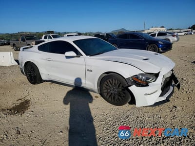 Czwarte zdjęcie samochodu z boku: 2020 FORD MUSTANG GT VIN:1FA6P8CF0L5134086 - miniatura