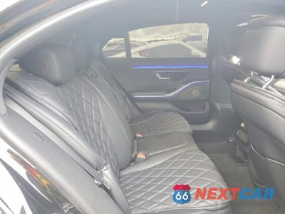 Zdjęcie 10 z 13 samochodu: 2022 MERCEDES-BENZ S 580 4MATIC VIN:W1K6G7GB4NA134717 - miniatura