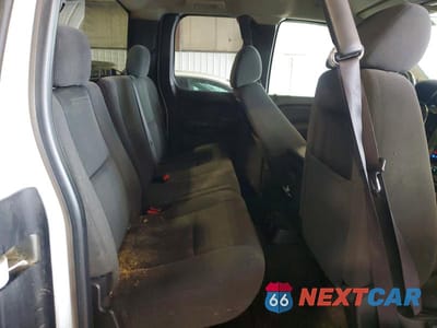 Zdjęcie 10 z 11 samochodu: 2008 GMC SIERRA K1500 VIN:2GTEK190781273266 - miniatura