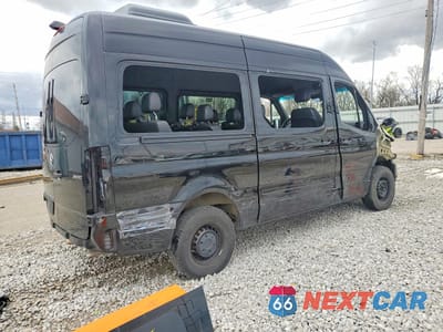 Czwarte zdjęcie samochodu z boku: 2024 MERCEDES-BENZ SPRINTER VIN:W1Z4NFHY7RP660144 - miniatura