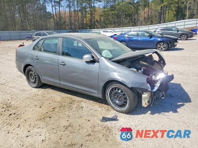 Czwarte zdjęcie samochodu z boku: 2010 VOLKSWAGEN JETTA VIN:3VWJX7AJXAM055194 - miniatura