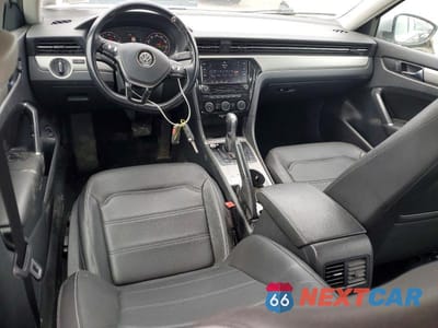 Zdjęcie 8 z 13 samochodu: 2020 VOLKSWAGEN PASSAT SE VIN:1VWSA7A30LC008770 - miniatura