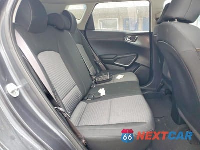 Zdjęcie 10 z 11 samochodu: 2021 KIA SOUL VIN:KNDJ63AU8M7779618 - miniatura