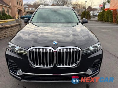 Zdjęcie 8 z 13 samochodu: 2020 BMW X7 XDRIVE40I VIN:5UXCW2C07L9B99326 - miniatura
