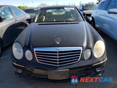 Piąte zdjęcie samochodu w środku: 2009 MERCEDES-BENZ E 350 VIN:WDBUF56XX9B391224 - miniatura