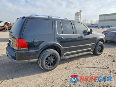 Trzecie zdjęcie samochodu z tyłu: 2004 LINCOLN AVIATOR VIN:5LMEU88H34ZJ15902 - miniatura