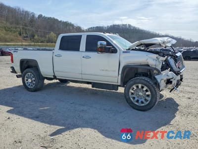 Czwarte zdjęcie samochodu z boku: 2016 GMC SIERRA K2500 DENALI VIN:1GT12UE83GF226058 - miniatura