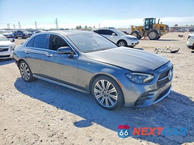 Czwarte zdjęcie samochodu z boku: 2021 MERCEDES-BENZ E 350 VIN:W1KZF8DB7MA890275 - miniatura